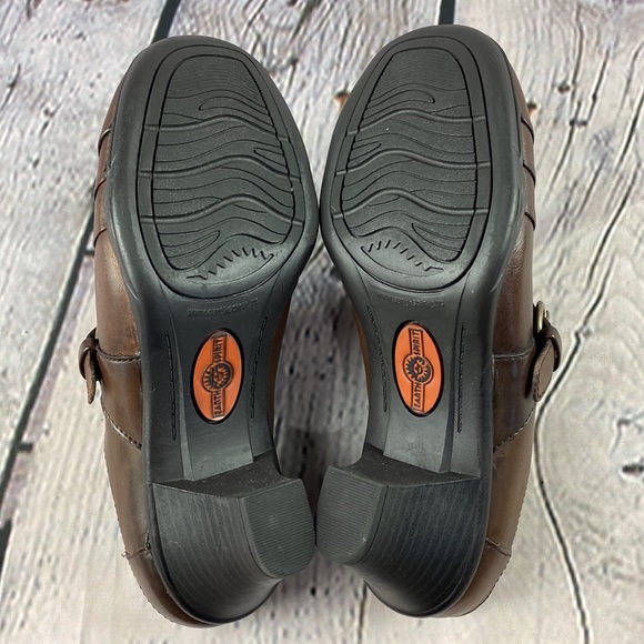 NWT: EARTH SPIRIT CLASSICS Brown Leather Mules - Picture 13 of 17